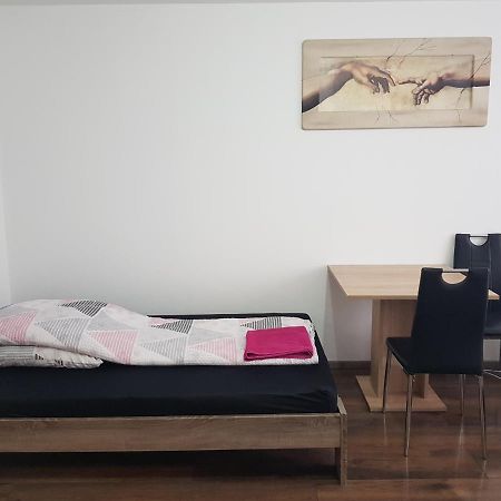 Duisburg Beeck Apartment ภายนอก รูปภาพ
