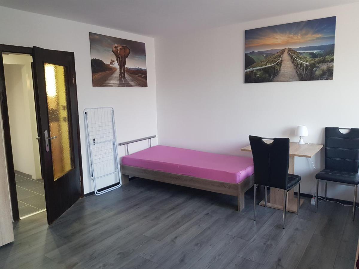 Duisburg Beeck Apartment ภายนอก รูปภาพ