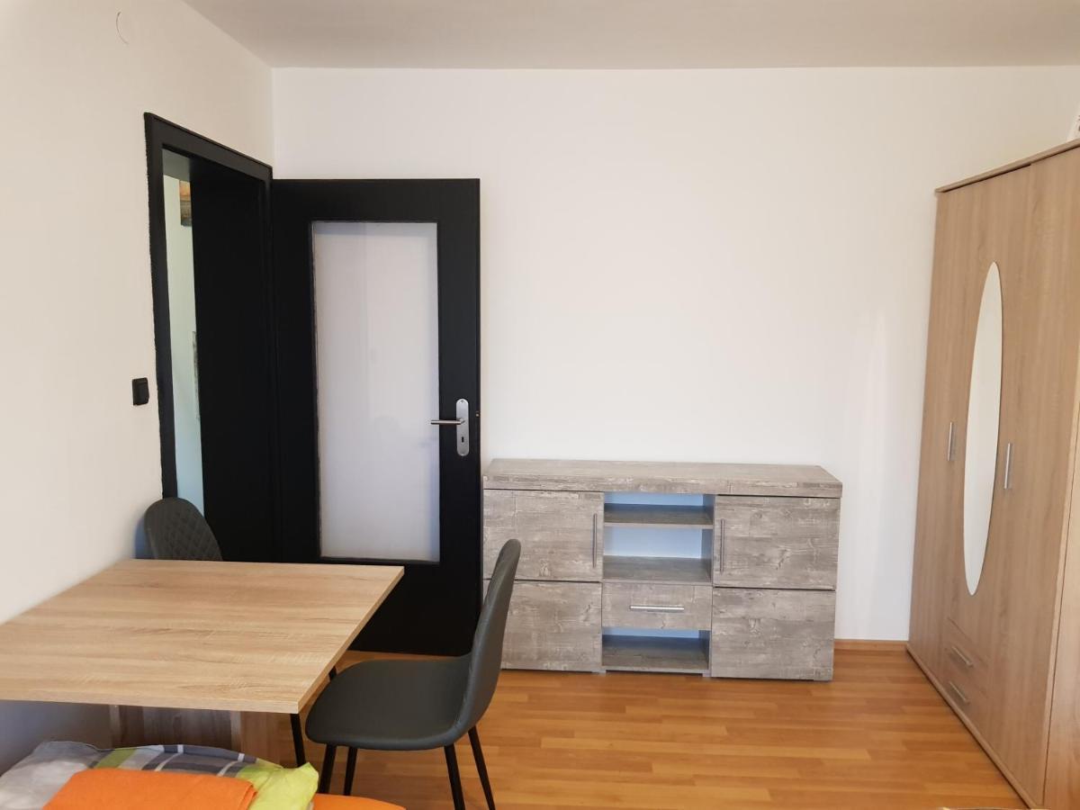 Duisburg Beeck Apartment ภายนอก รูปภาพ