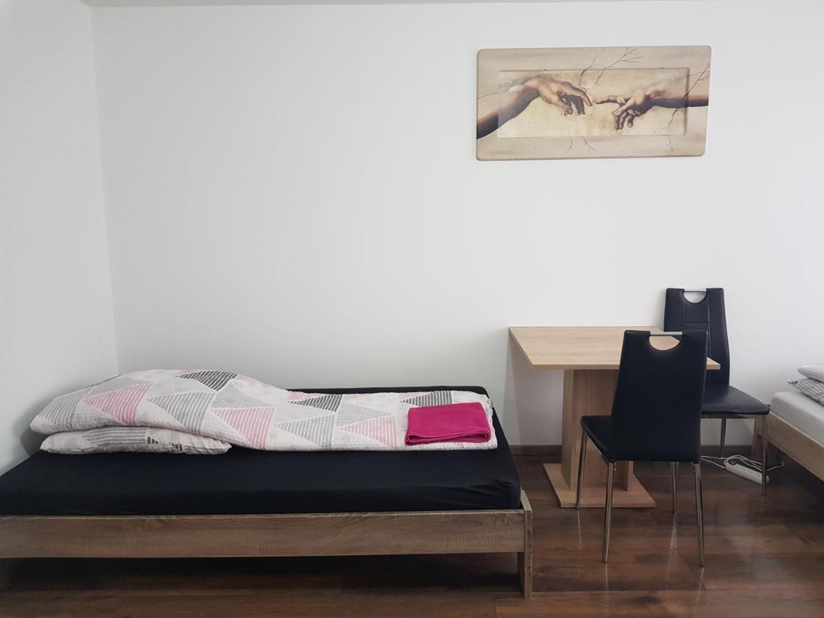 Duisburg Beeck Apartment ภายนอก รูปภาพ