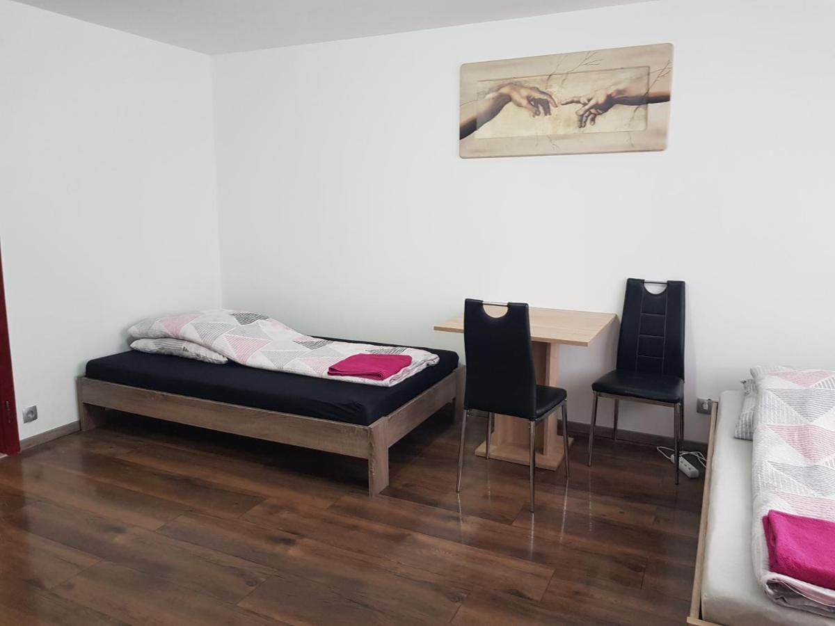 Duisburg Beeck Apartment ภายนอก รูปภาพ